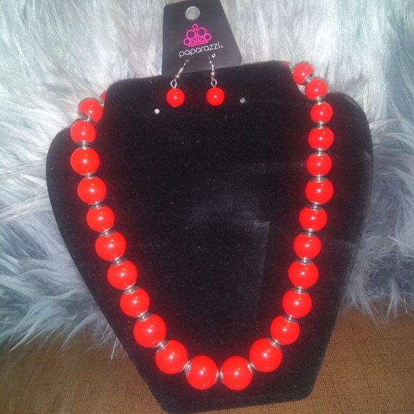 Jewelry - Picture 2 of 6